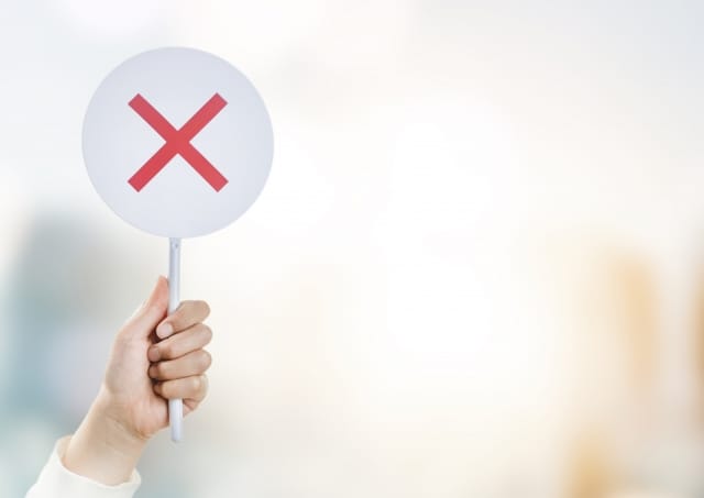 闇金から電話がかかってきた時のNG行動