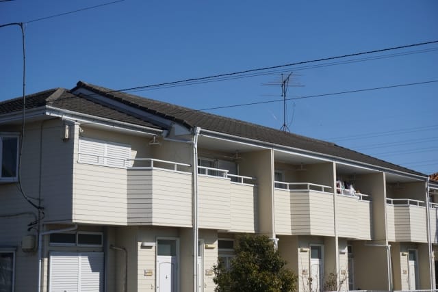 自己破産するとアパートは借りられない?