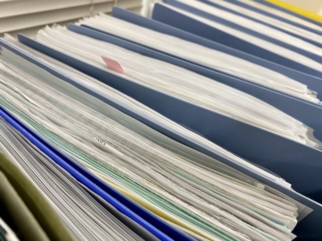 闇金はどこから電話番号を入手するのか